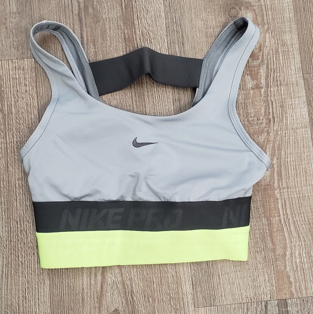 Nike Pro sports bra size XS